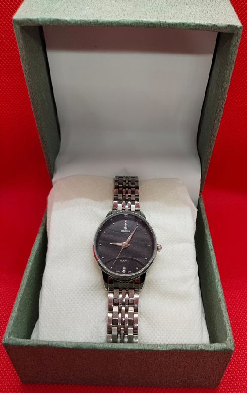 Black & Silver Wrist Watch For Women