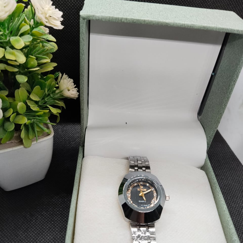 Ziba Noir – Bold Black Dial Watch